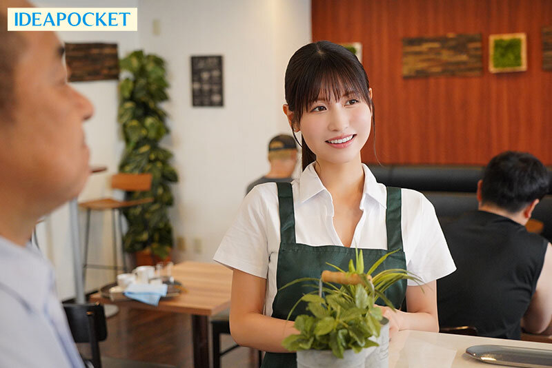 Em sinh viên làm thêm vú đẹp mông ngon bị gã quản lý ép thỏa mãn tình dục Momo Sakura